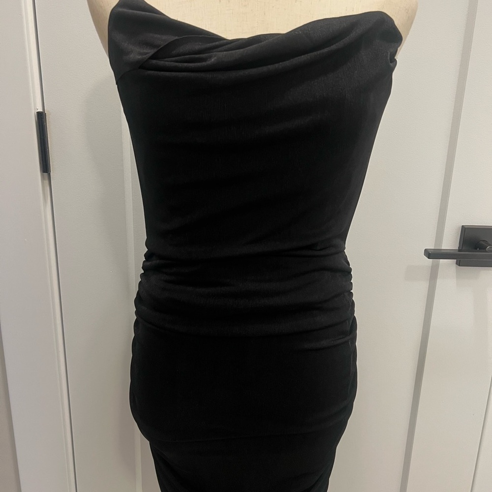 Vici Classic Black Strapless Dress